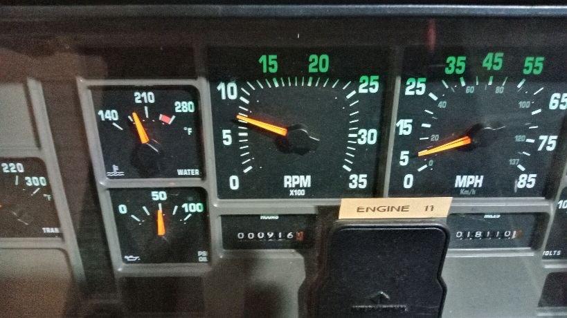2001 International Pumper Tanker - image 11