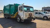 2009 Peterbilt Heil Automated Side Loader - image 24