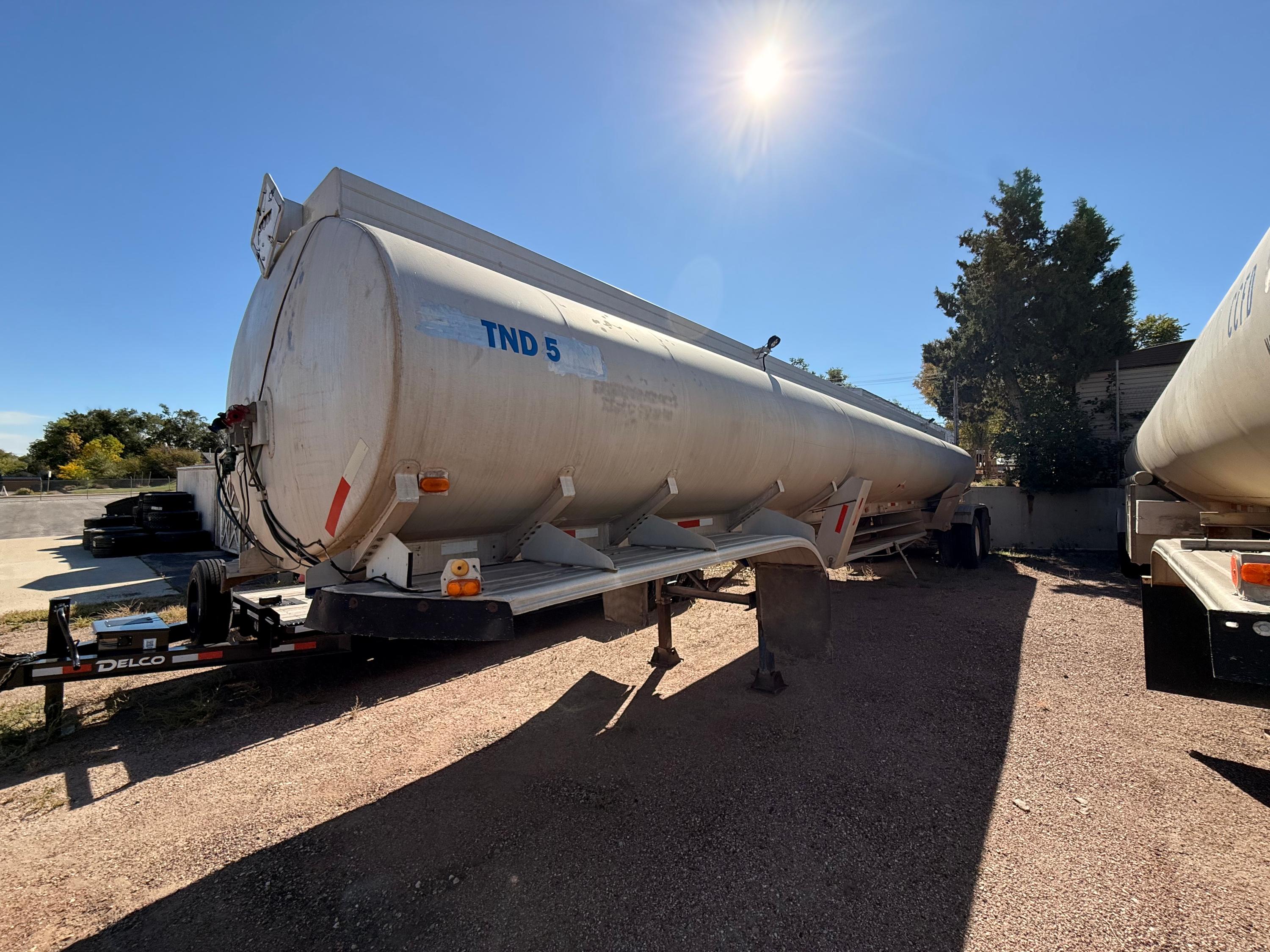 Semi Trailer Water Tender - image 3