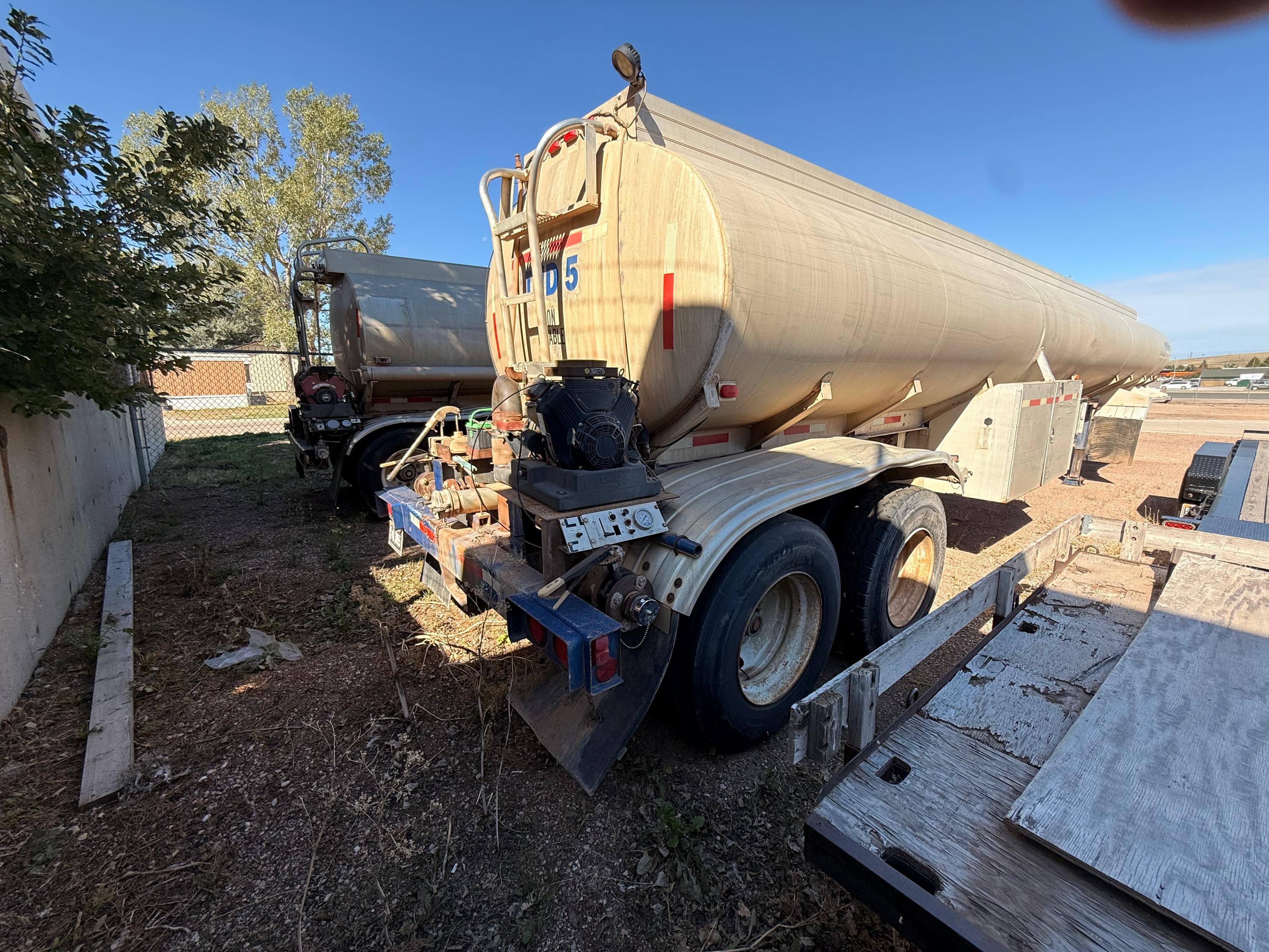 Semi Trailer Water Tender - image 12