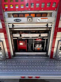 2005 E-One Typhoon Rescue Pumper - image 12