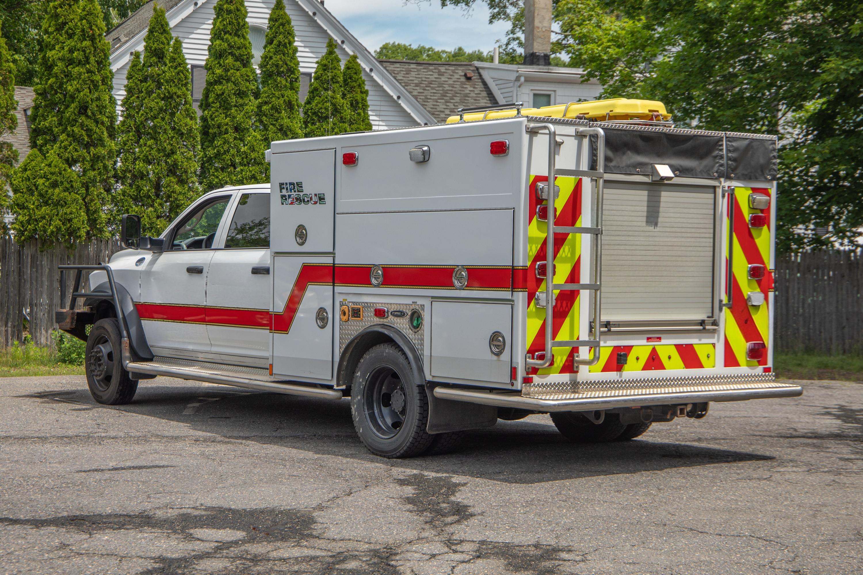 2015 Ram 5500 4x4 Mini Rescue - image 5