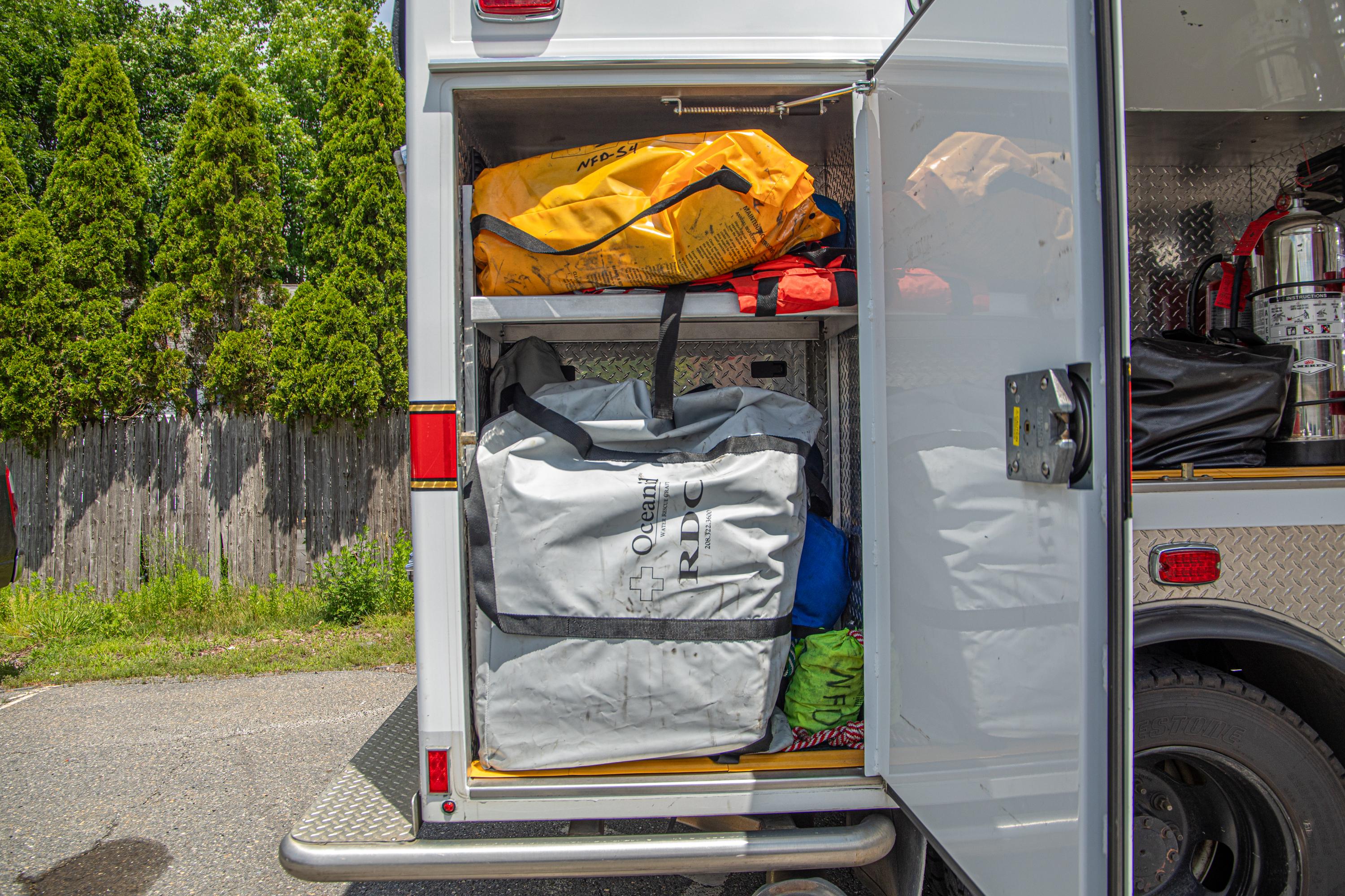 2015 Ram 5500 4x4 Mini Rescue - image 24