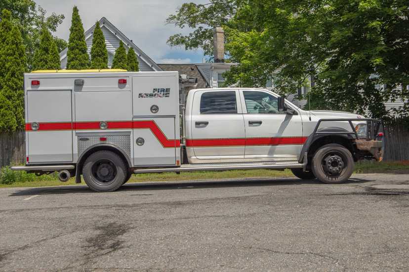 2015 Ram 5500 4x4 Mini Rescue — photo 2