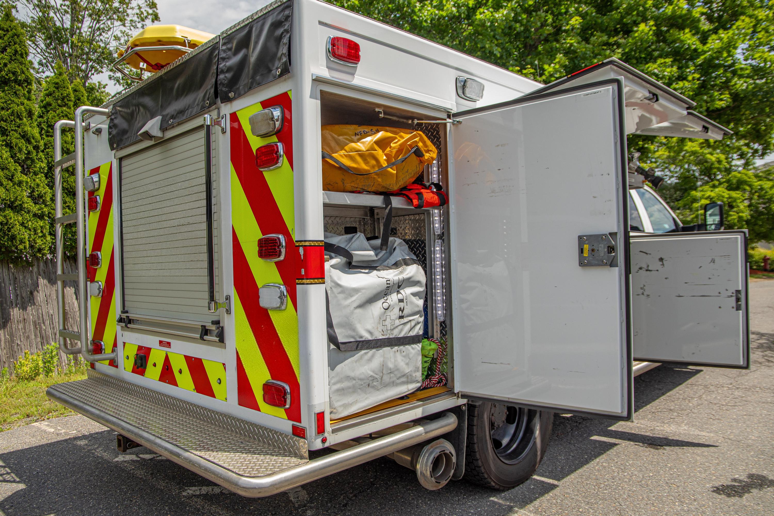 2015 Ram 5500 4x4 Mini Rescue - image 23