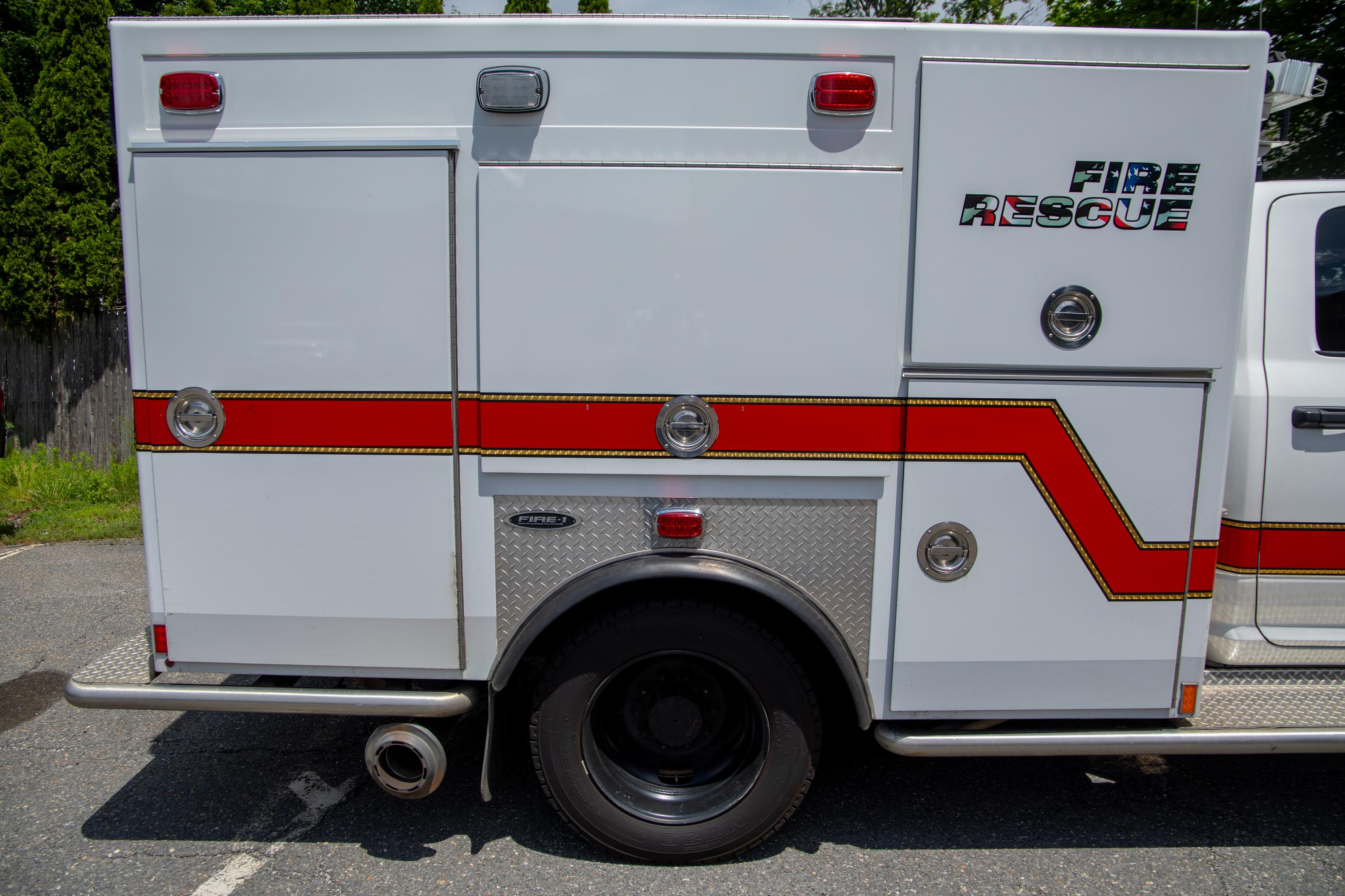 2015 Ram 5500 4x4 Mini Rescue - image 26