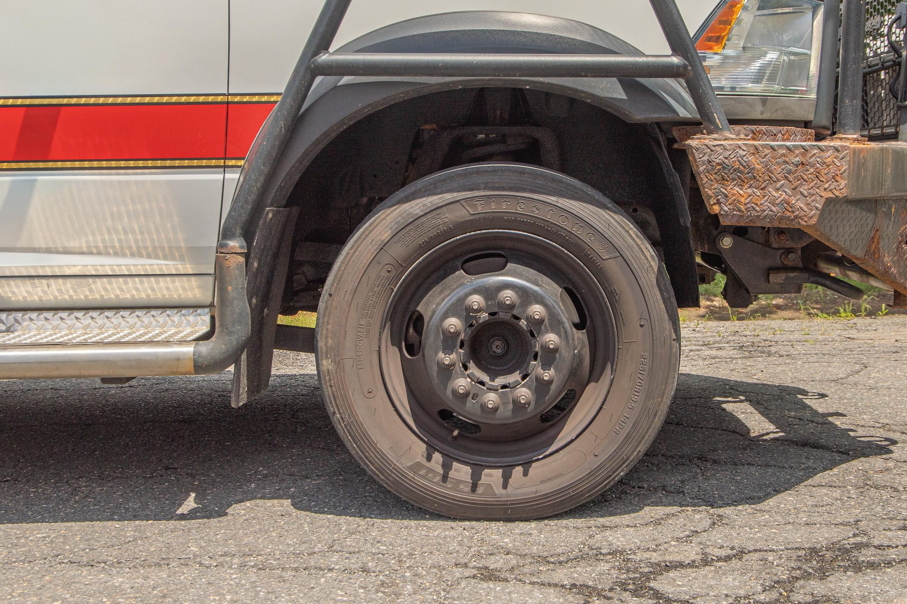 2015 Ram 5500 4x4 Mini Rescue - image 15