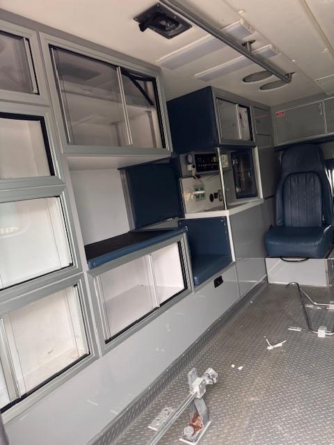 2011 McCoy Miller Ford 4x4 Type I Ambulance - image 10