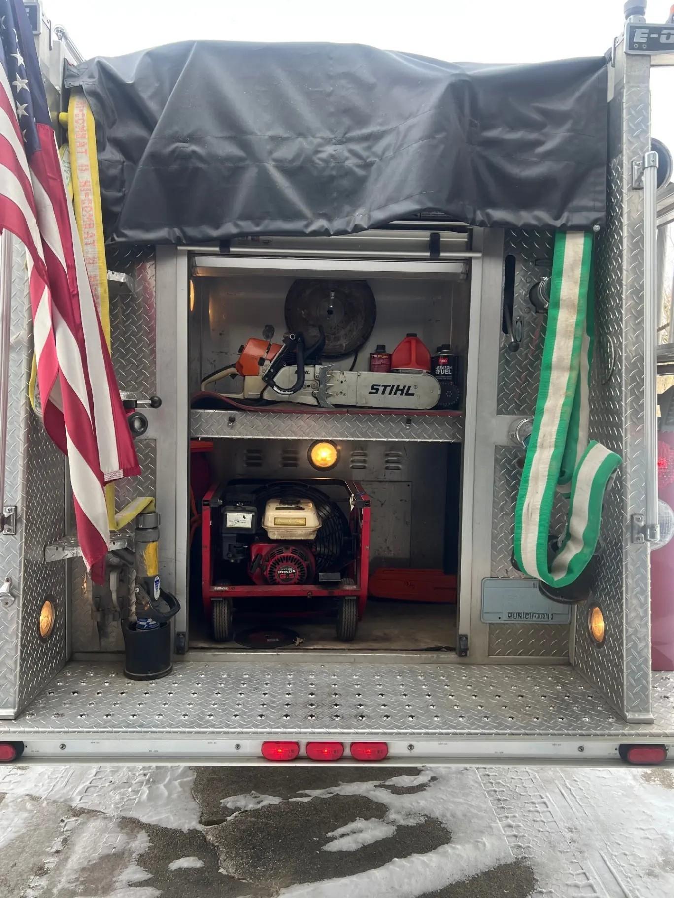 2001 E-One Pumper - image 8