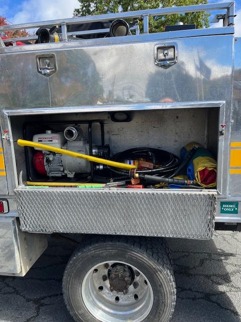 2009 GMC Brush Truck - image 12
