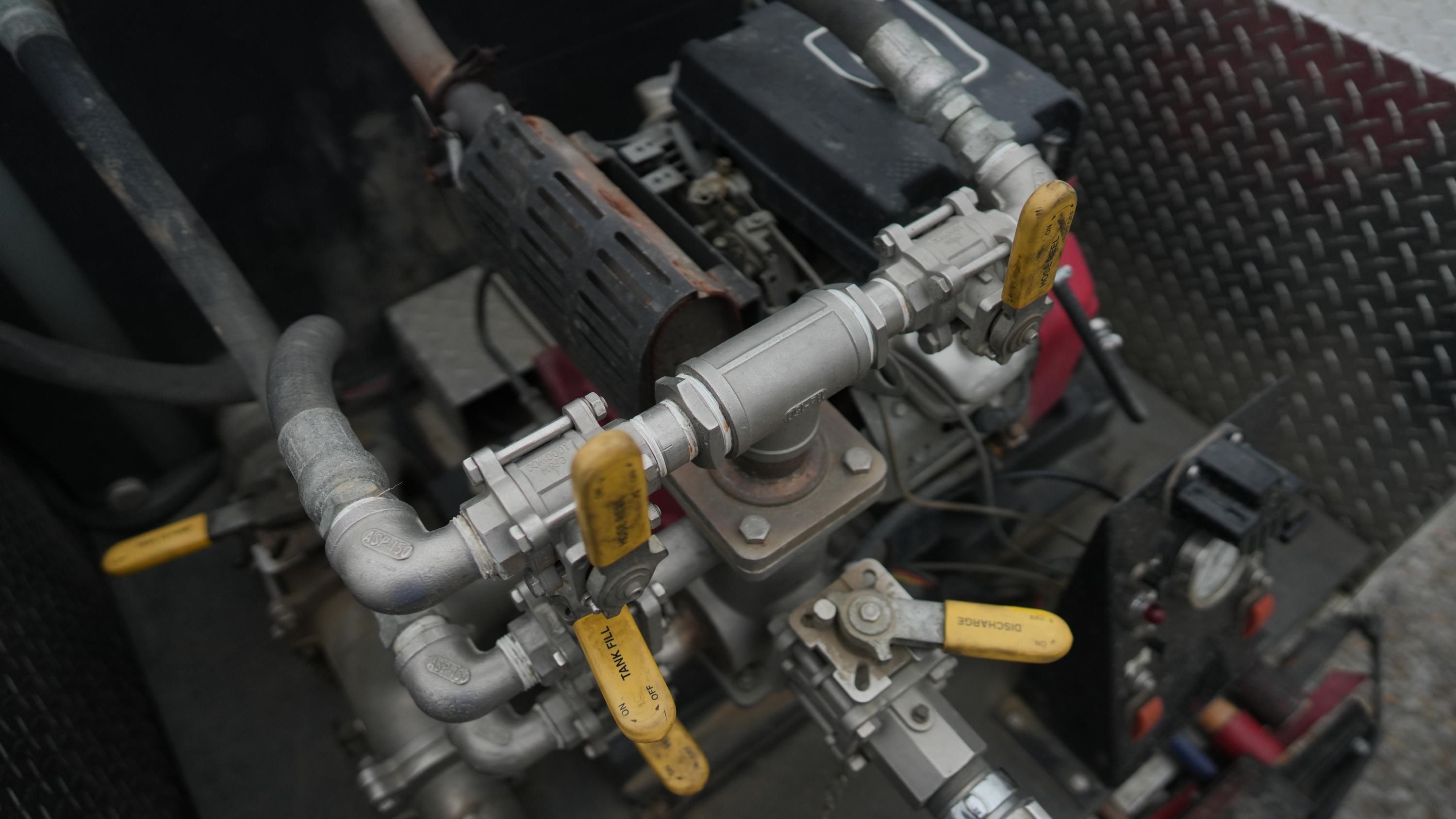 2002 Dodge 2500 4x4 Brush Truck - image 186