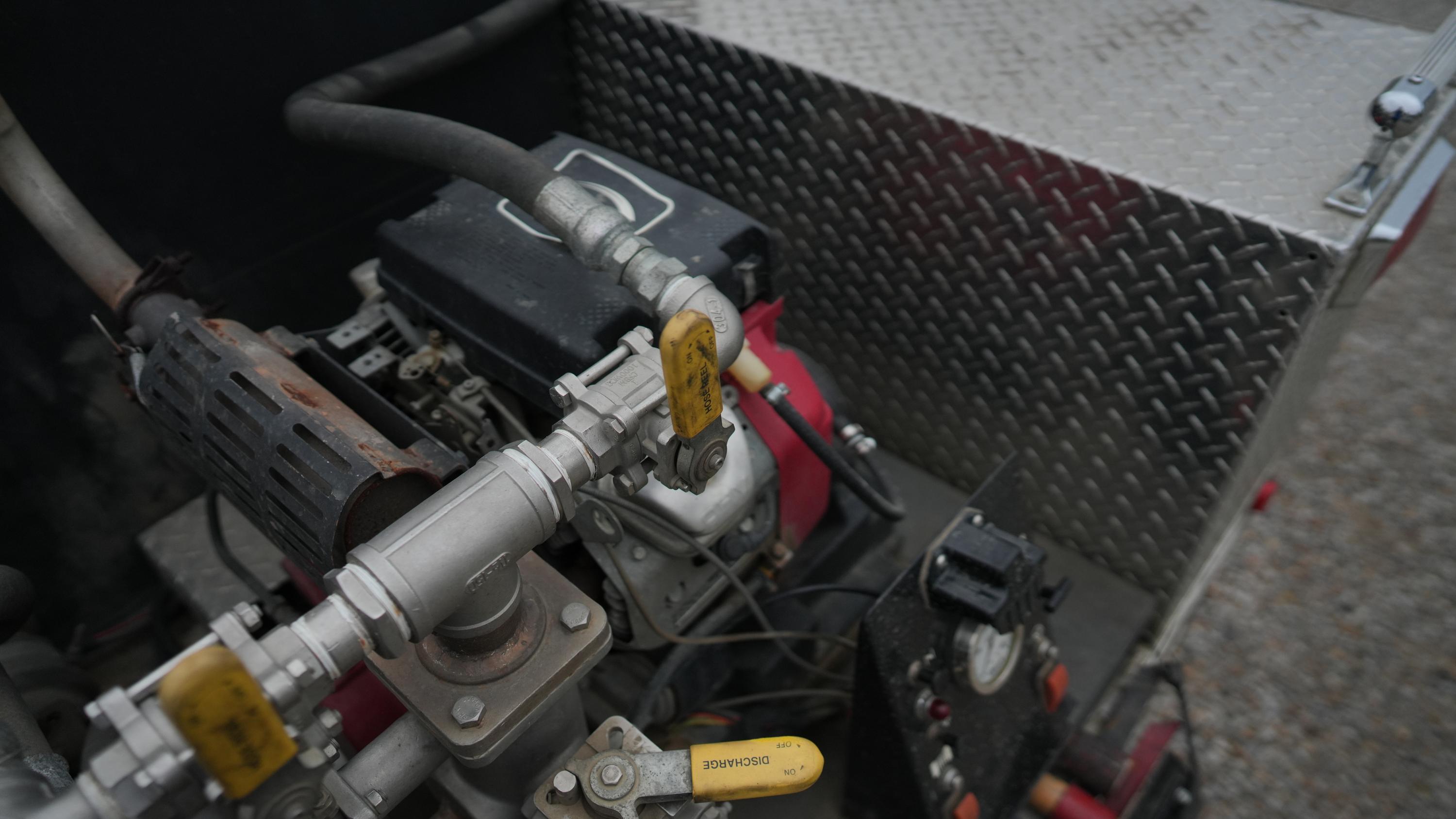2002 Dodge 2500 4x4 Brush Truck - image 247