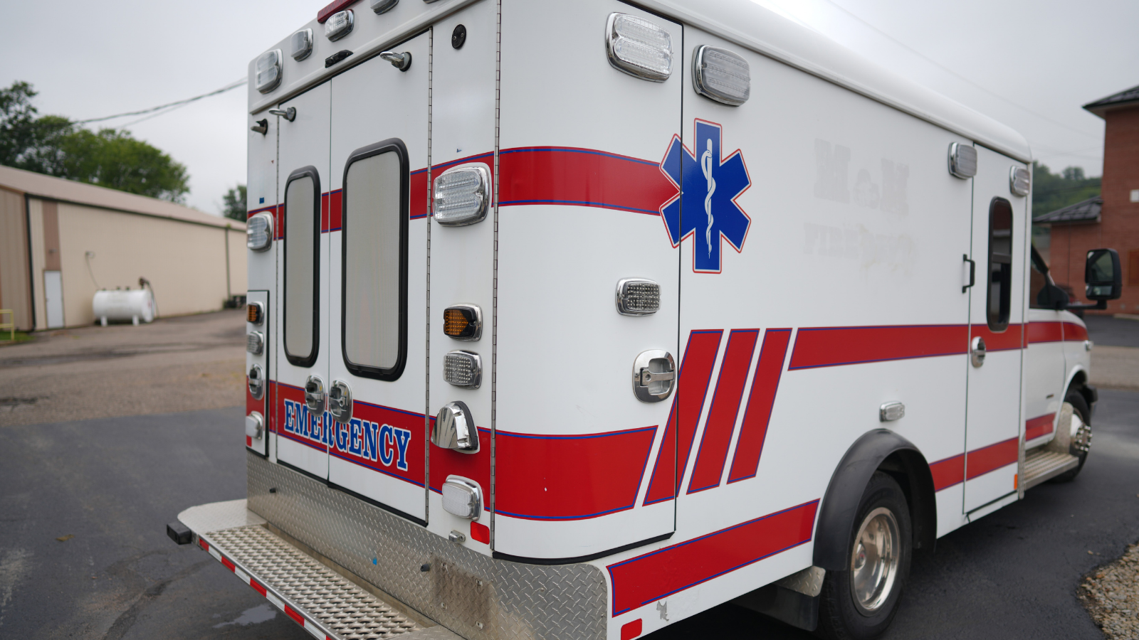 2014 Crestline Chevrolet Type III Ambulance - image 2