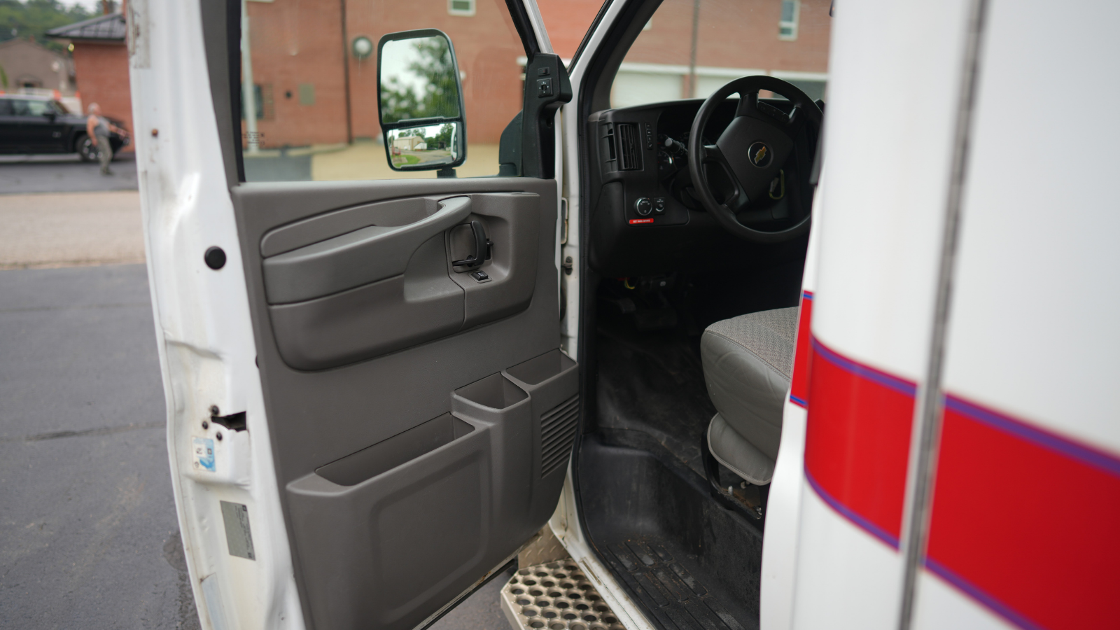 2014 Crestline Chevrolet Type III Ambulance - image 34