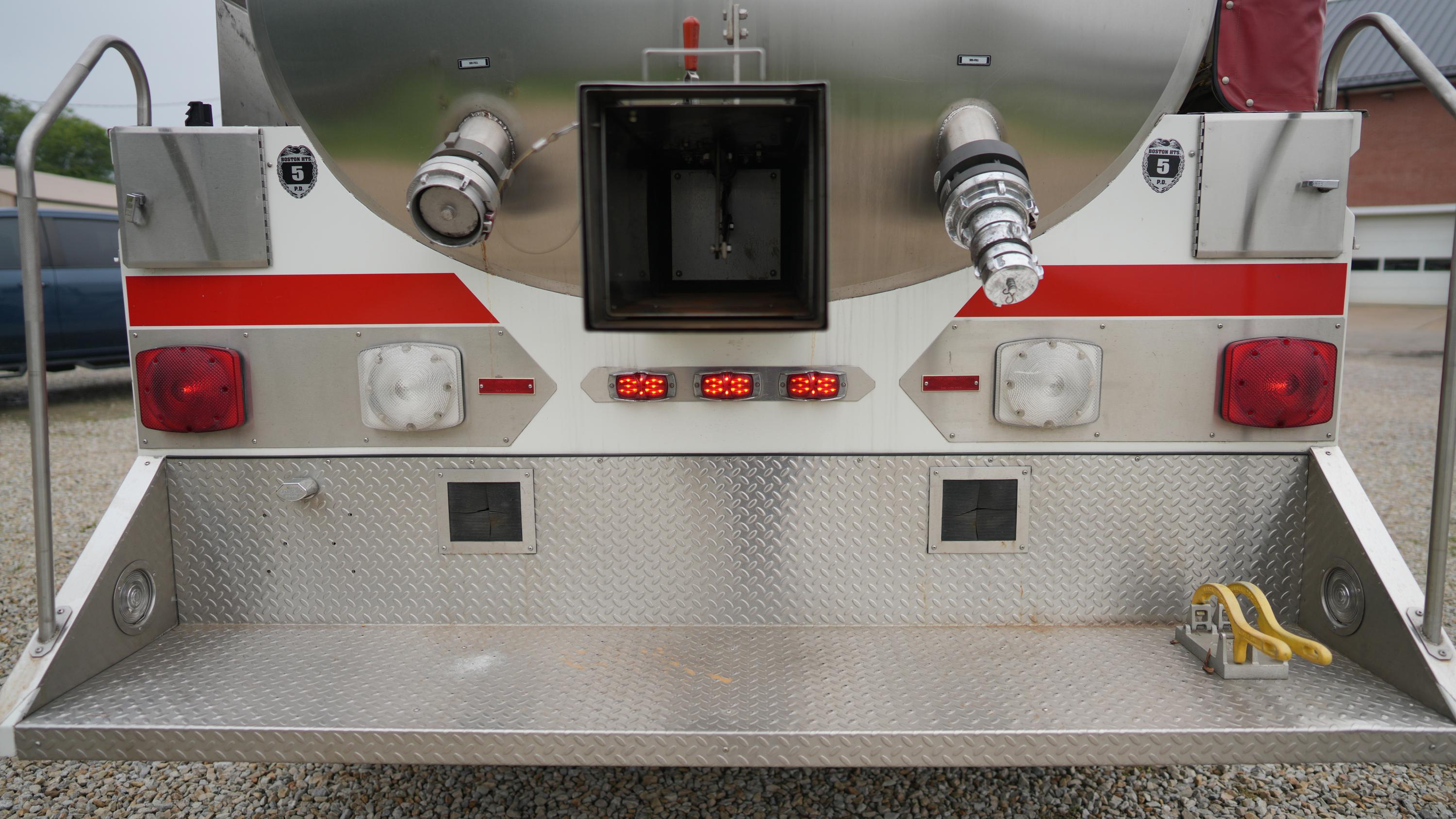 1996 S&S Mack Pumper Tanker - image 142