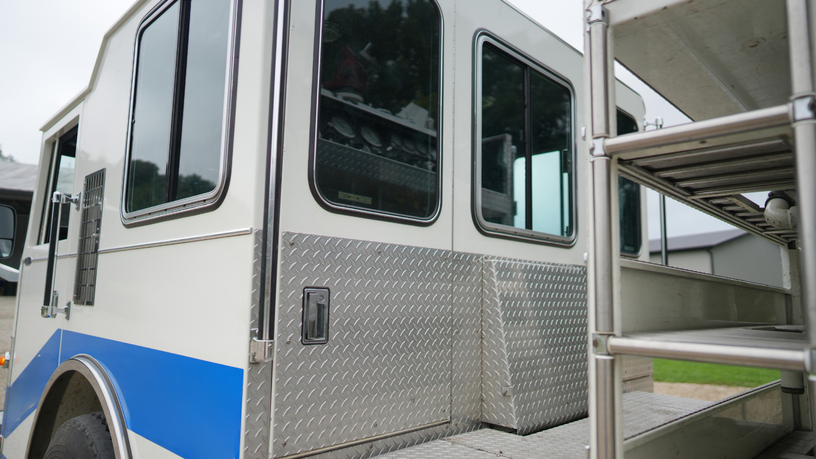 1993 Pierce Rear Door Dash Custom Pumper - image 48