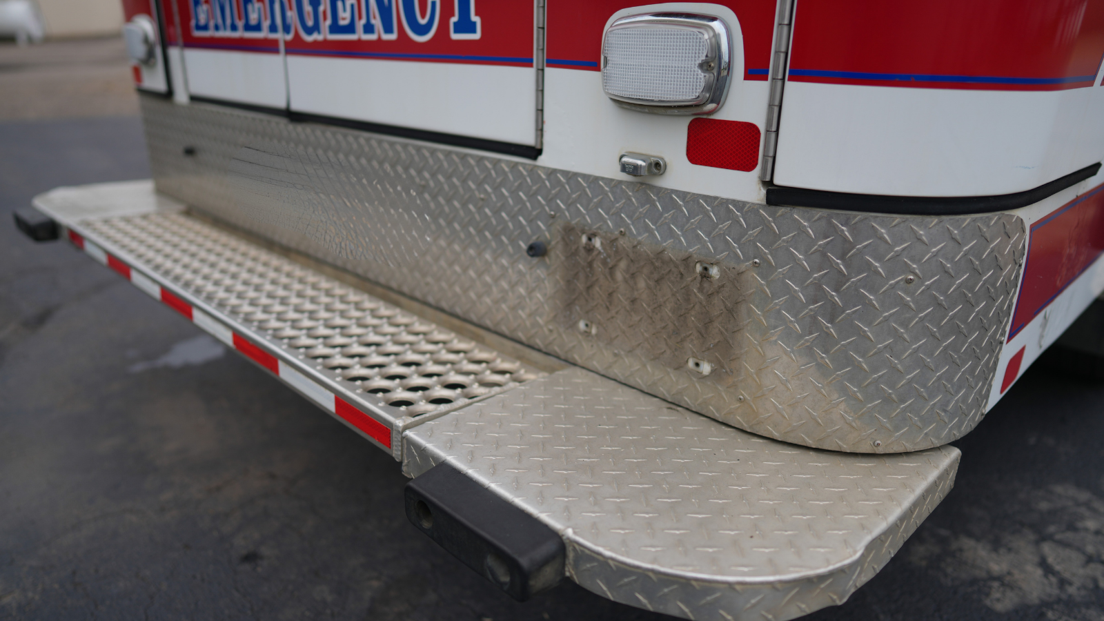 2014 Crestline Chevrolet Type III Ambulance - image 11