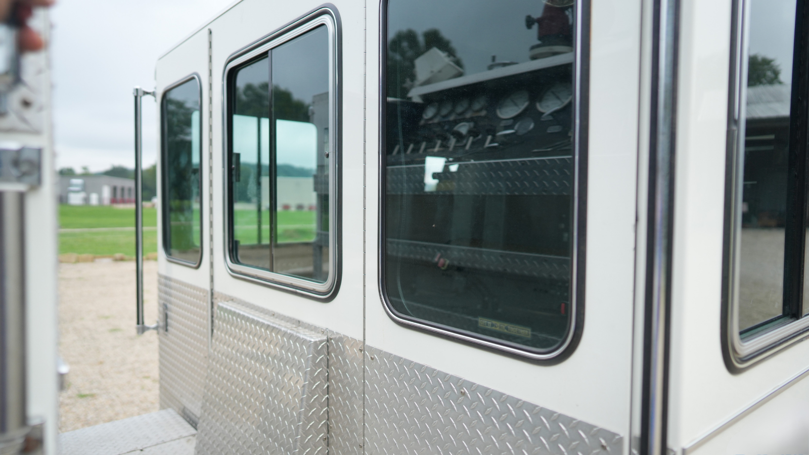 1993 Pierce Rear Door Dash Custom Pumper - image 34