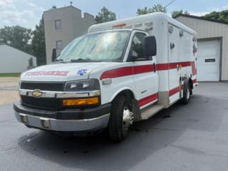 2014 Crestline Chevrolet Type III Ambulance - image 2