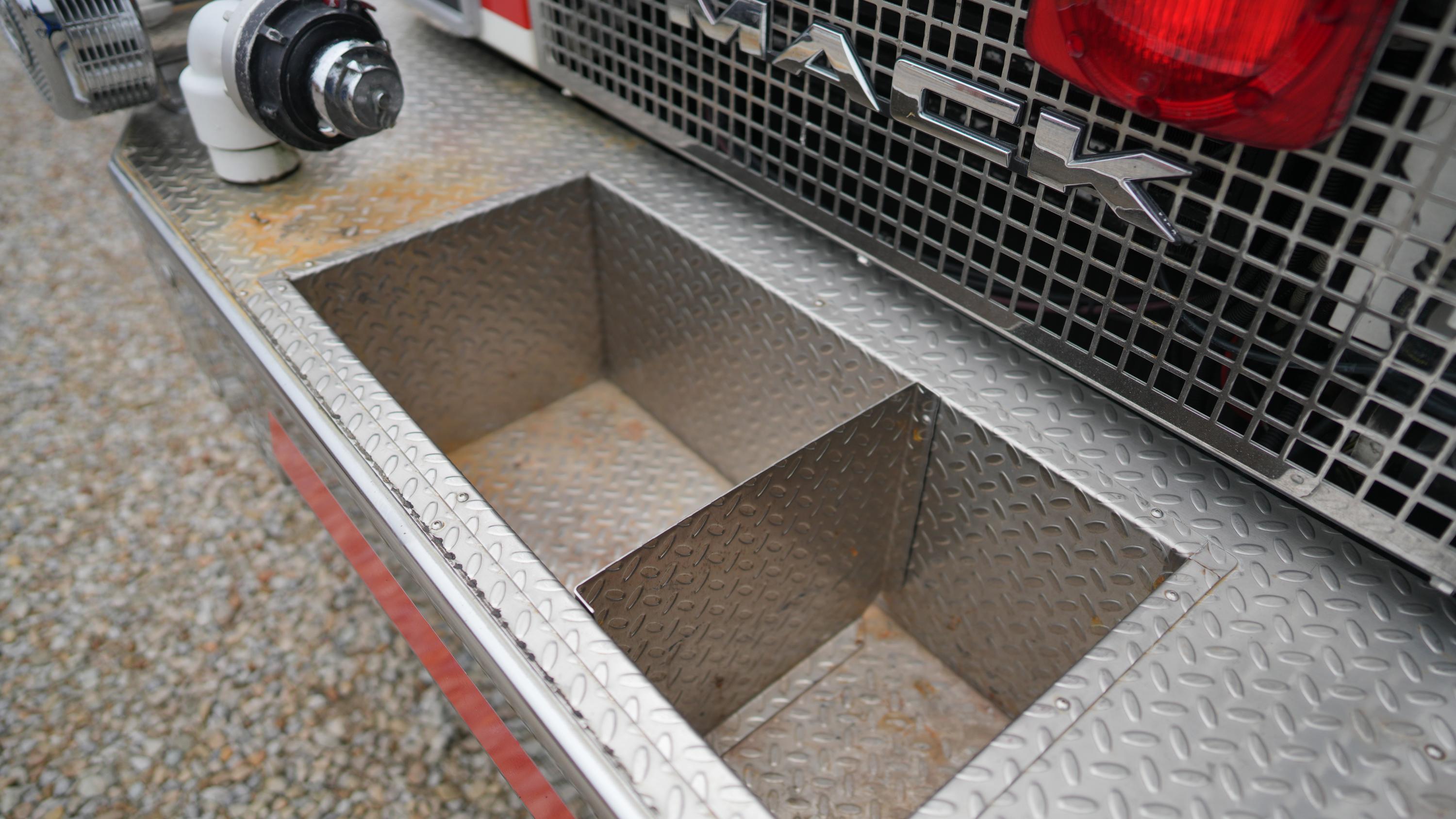 1996 S&S Mack Pumper Tanker - image 168