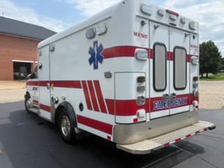 2014 Crestline Chevrolet Type III Ambulance - image 5