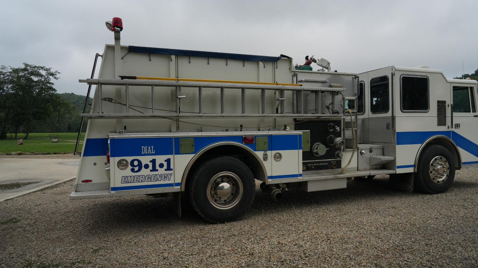 1993 Pierce Rear Door Dash Custom Pumper - image 9