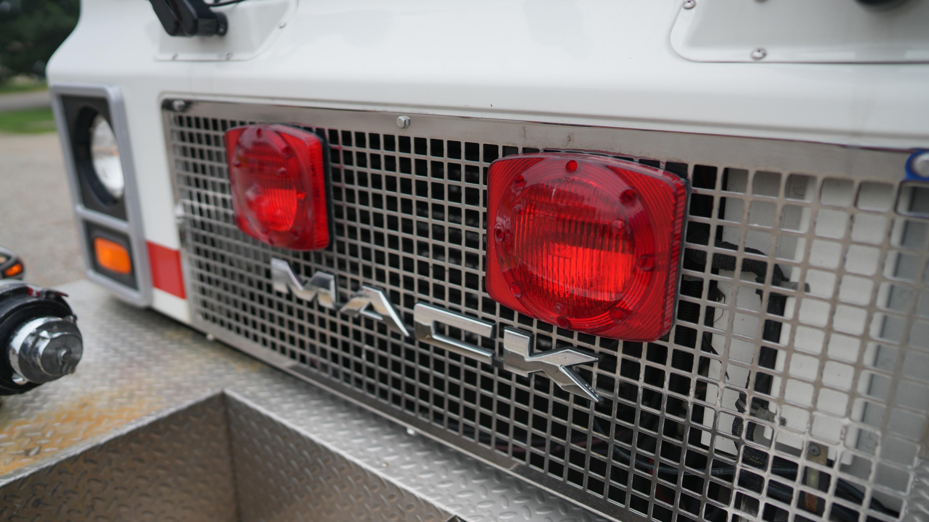 1996 S&S Mack Pumper Tanker - image 169