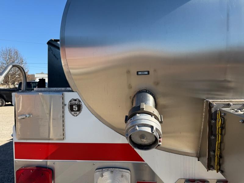 1996 S&S Mack Pumper Tanker - image 3