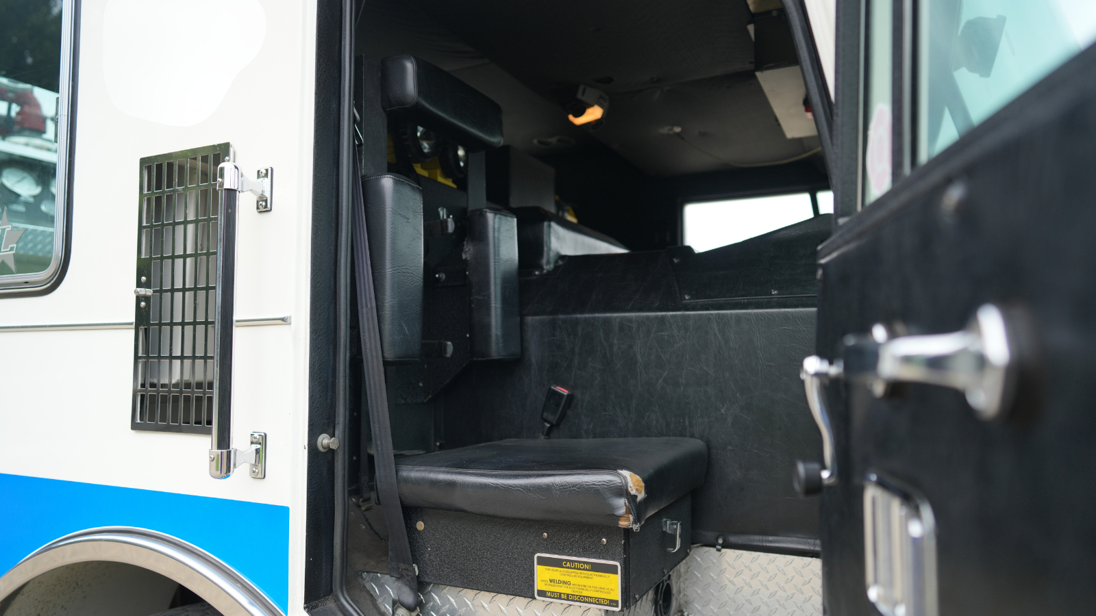 1993 Pierce Rear Door Dash Custom Pumper - image 25