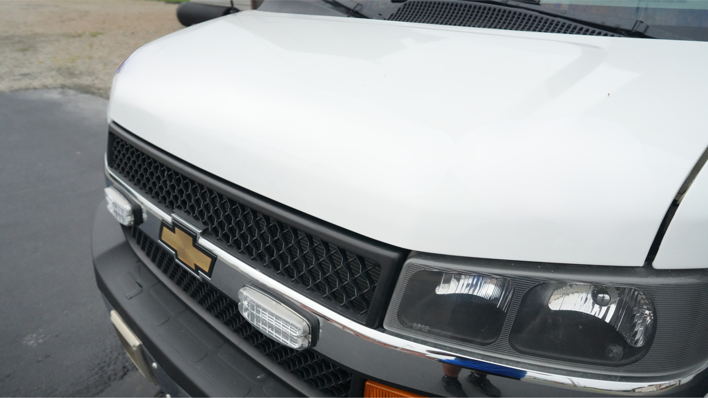 2014 Crestline Chevrolet Type III Ambulance - image 3