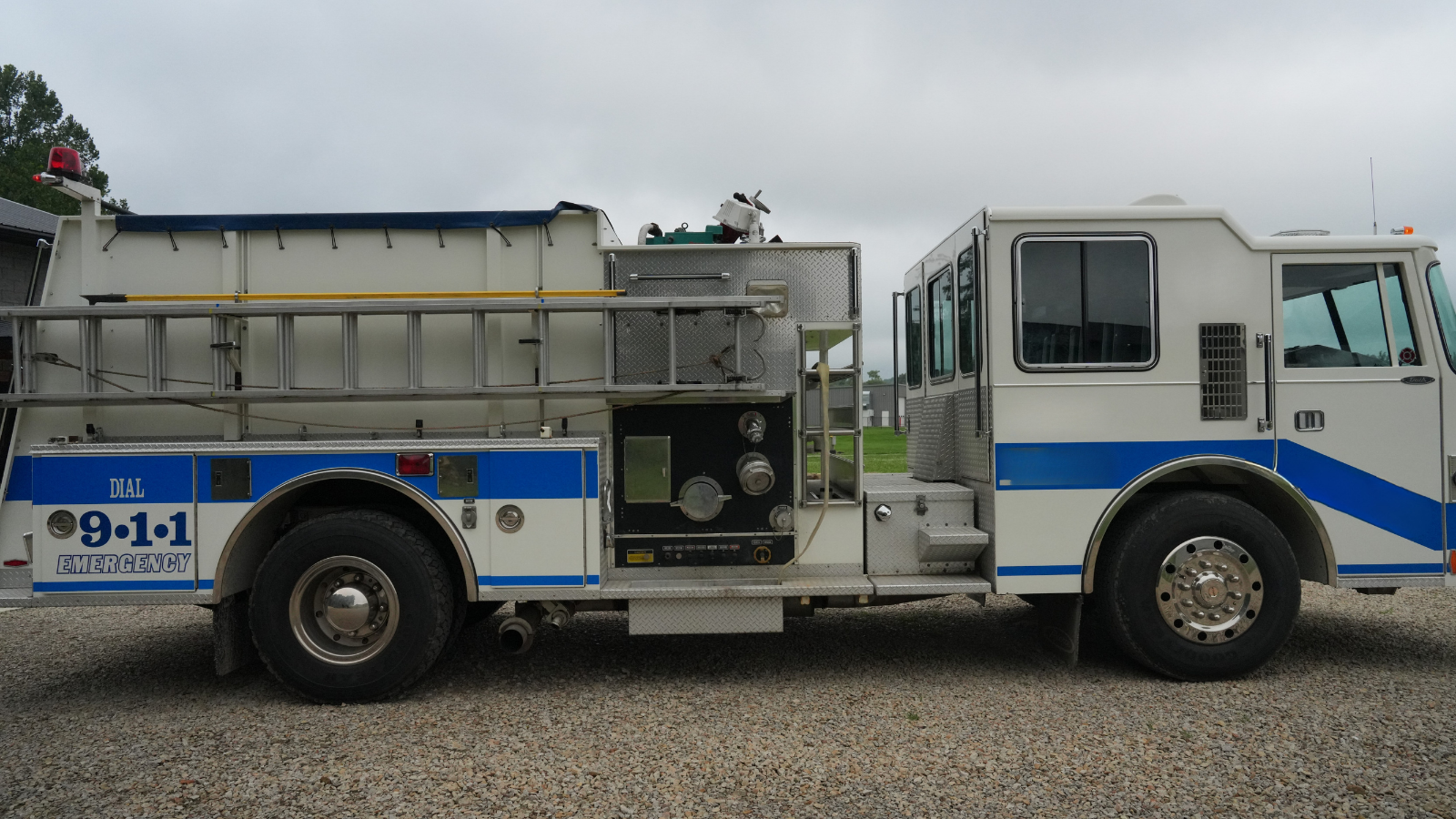 1993 Pierce Rear Door Dash Custom Pumper - image 10