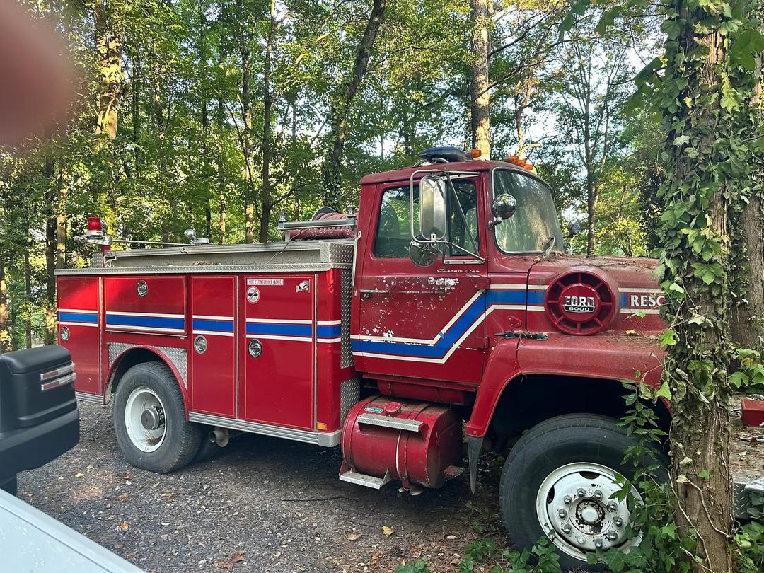 Ford F-8000 1980