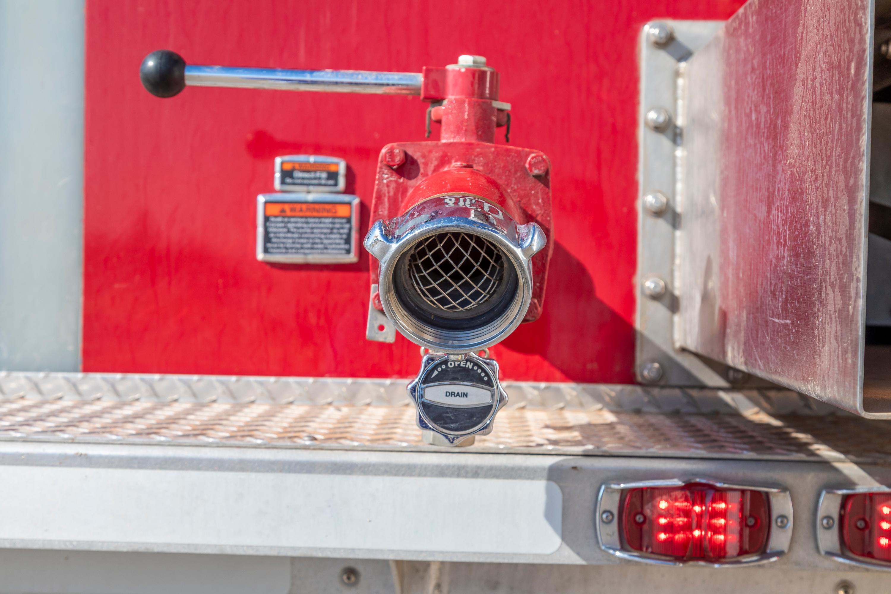 2005 Freightliner Tanker - image 97