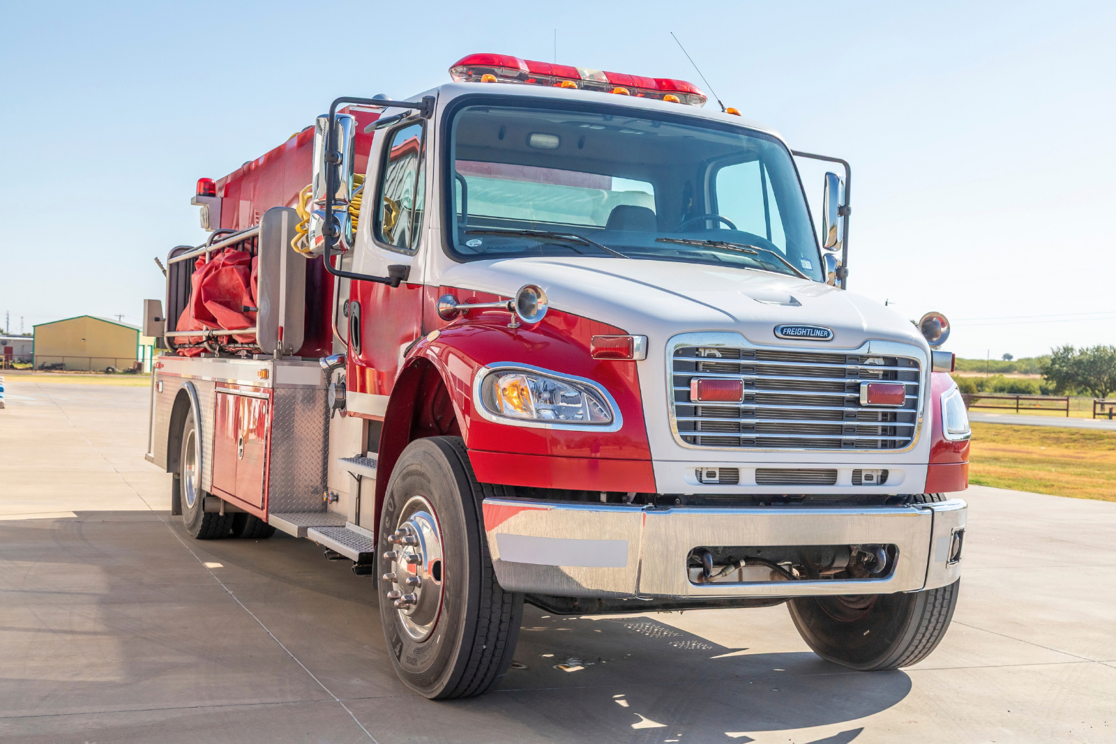 2005 Freightliner Tanker - image 5