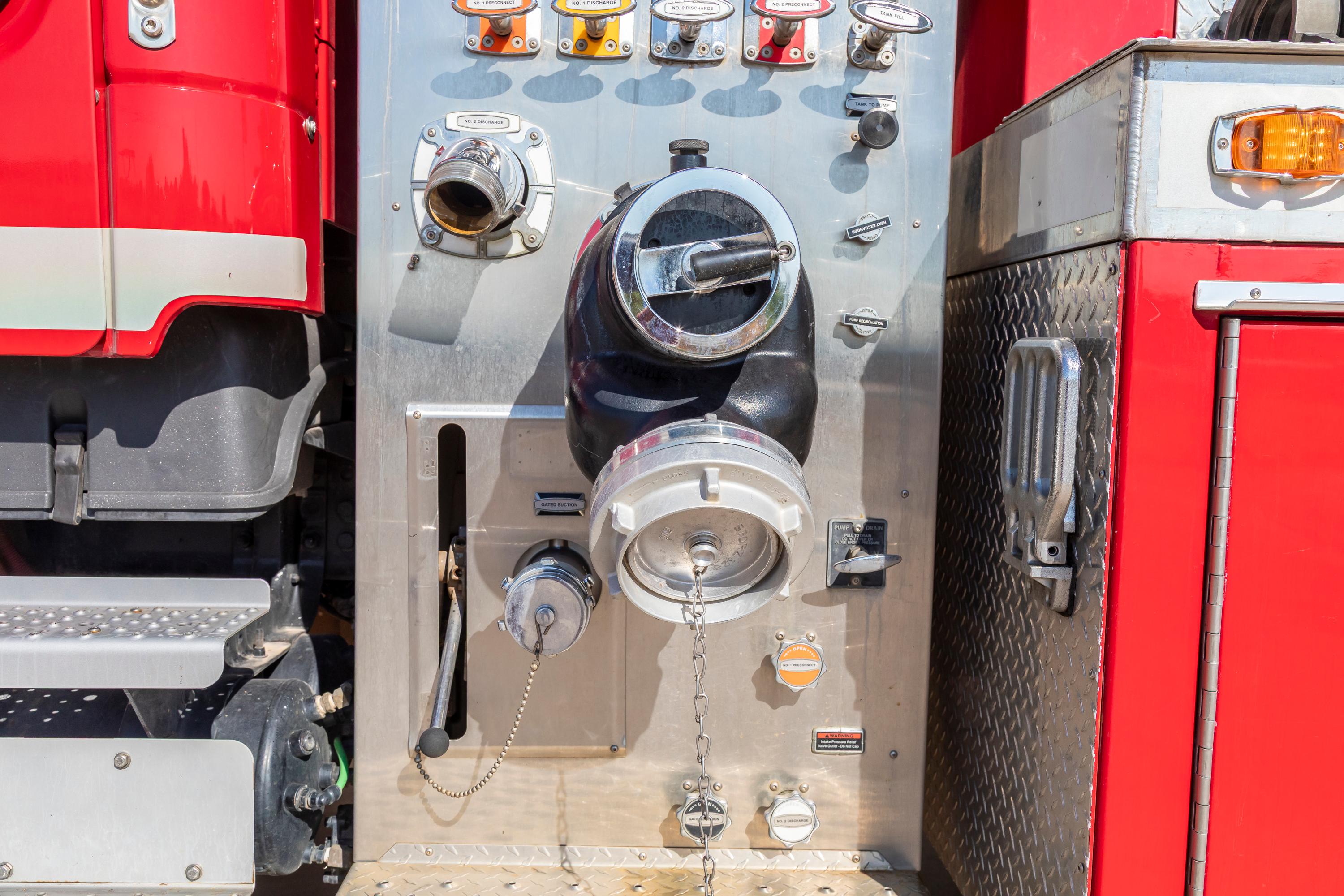 2005 Freightliner Tanker - image 72
