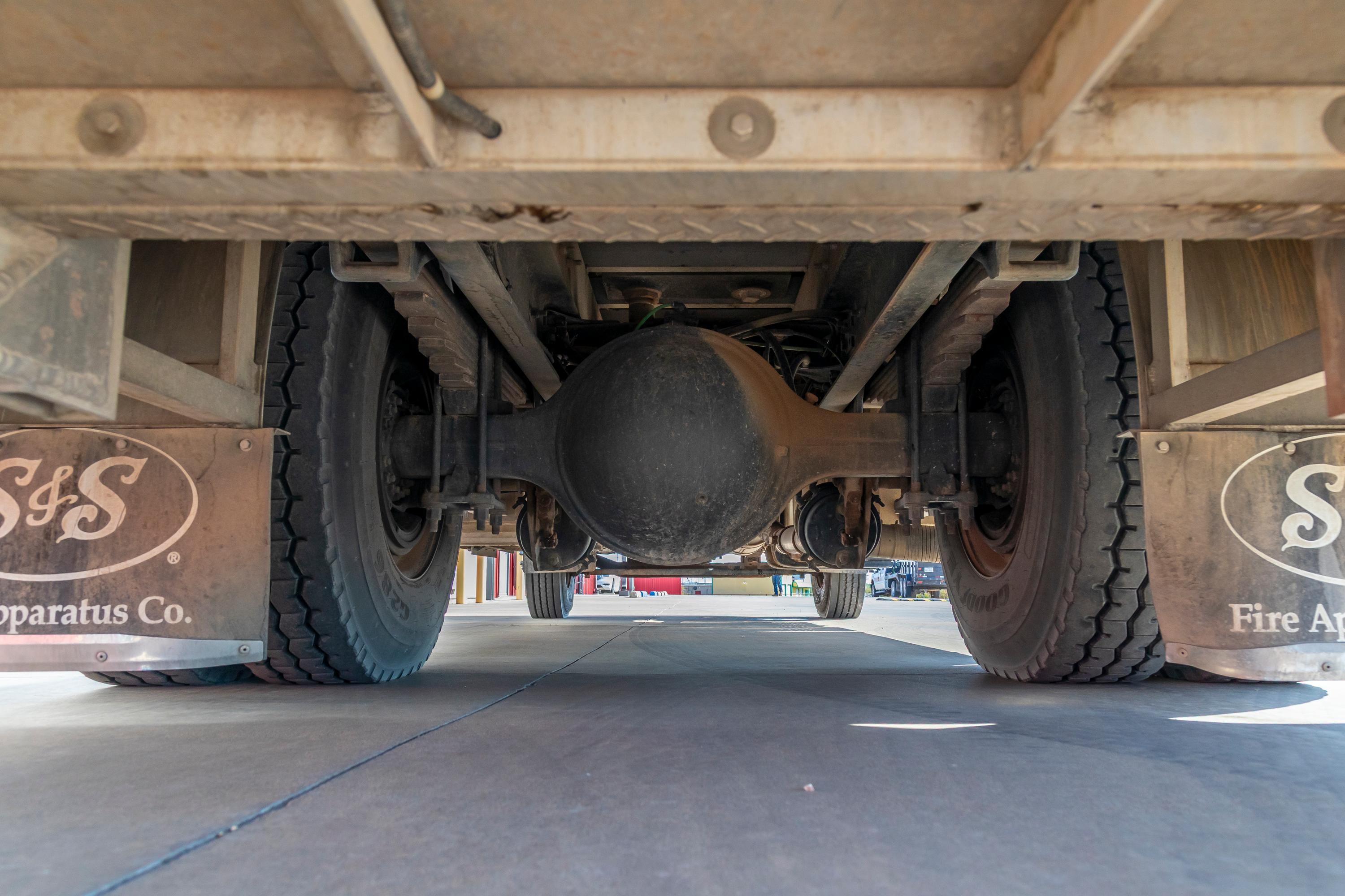 2005 Freightliner Tanker - image 74