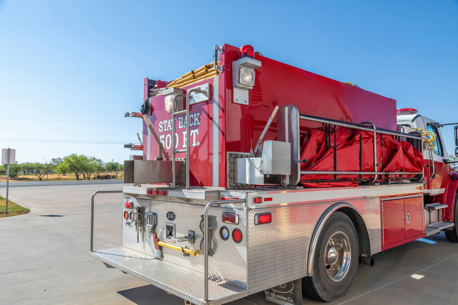 2005 Freightliner Tanker - image 13