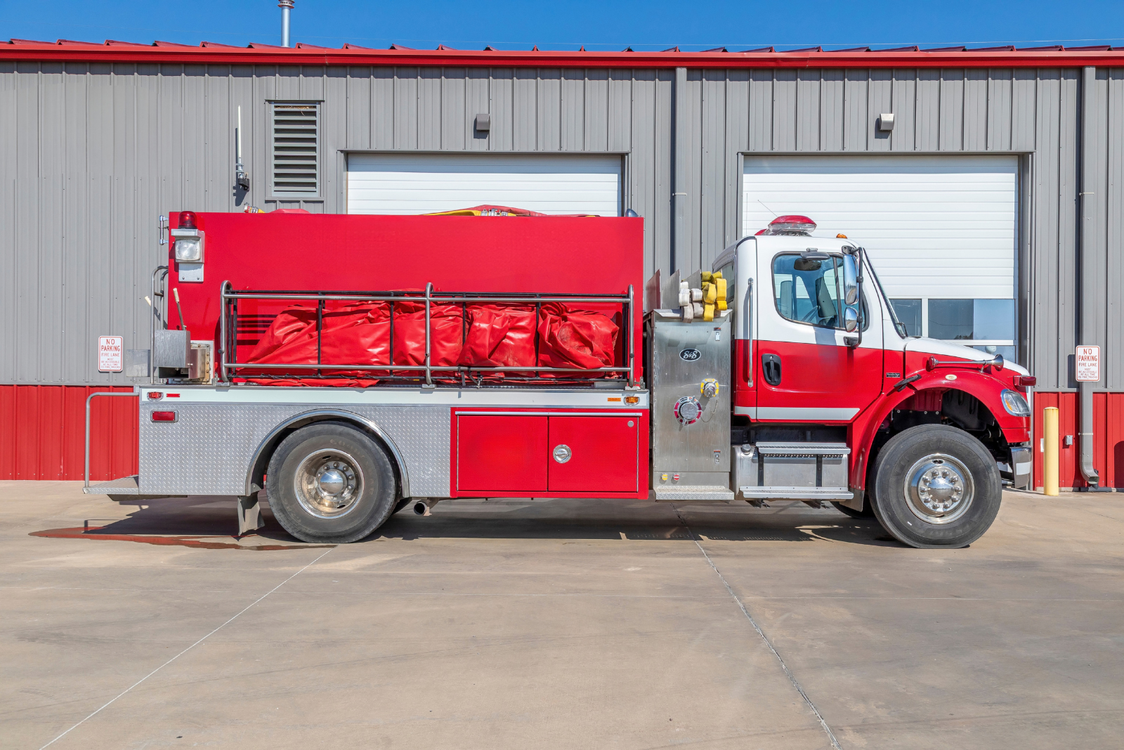 2005 Freightliner Tanker - image 11