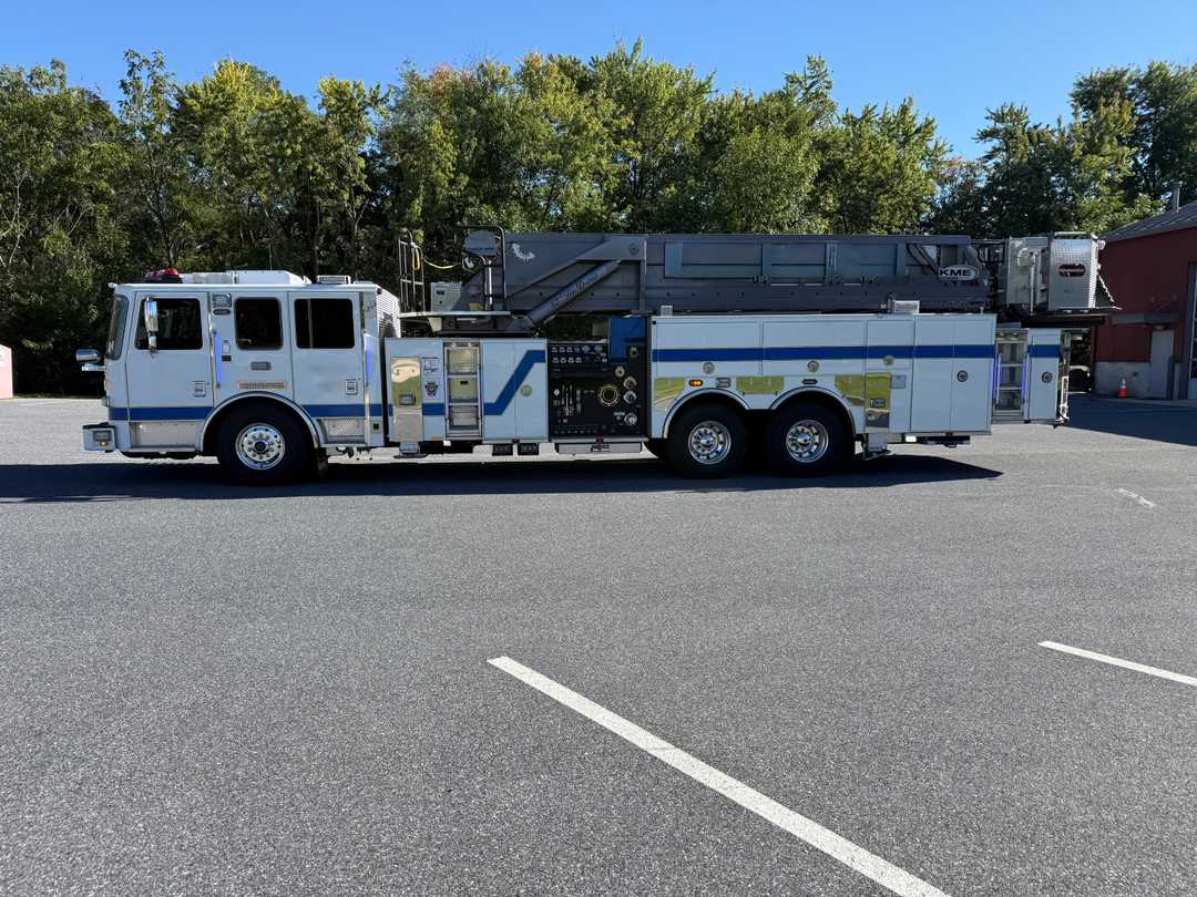 2021 KME Severe Service Aerial Cat 102' Quint