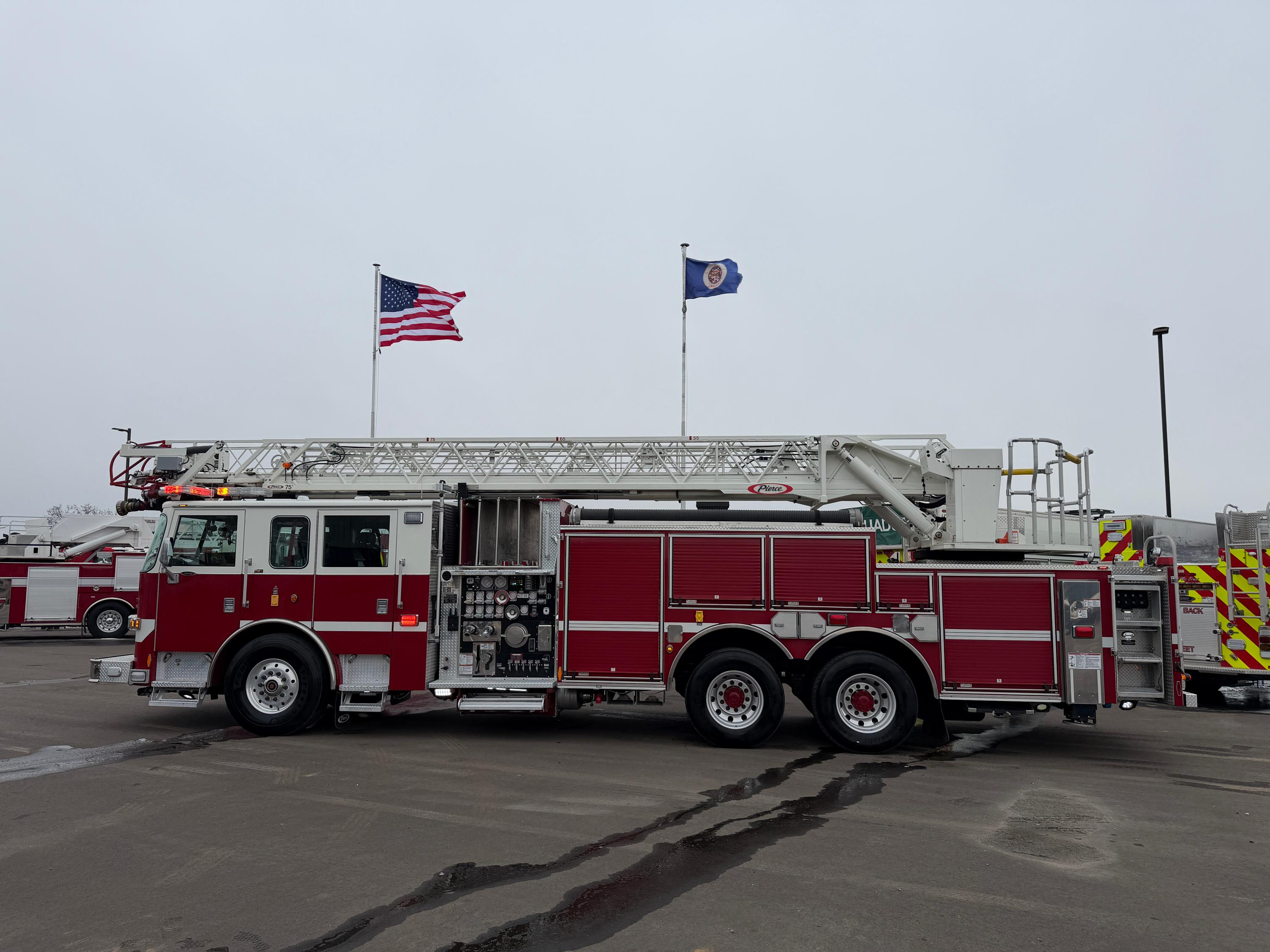 2018 Pierce ARROW XT 75' Aerial - image 38