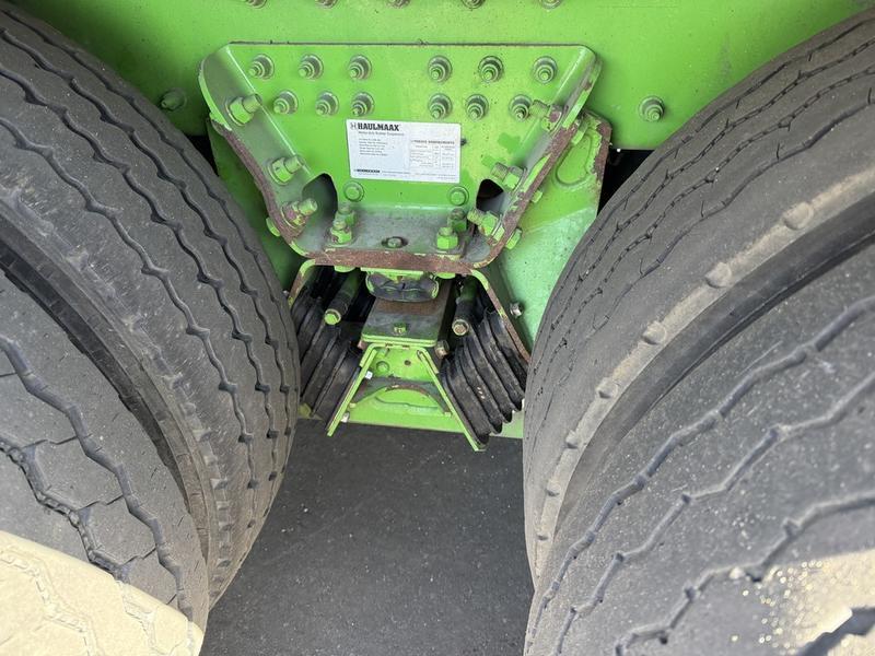 2020 Peterbilt Heil Front Loader - image 8