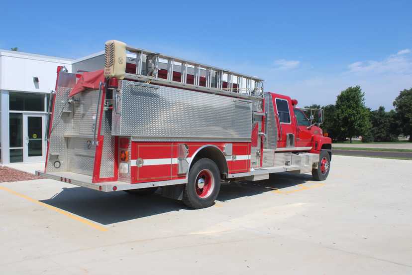 1996 GMC TopKick Pumper — photo 5