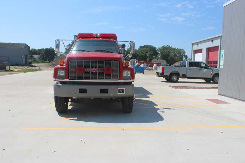 1996 GMC TopKick Pumper — photo 7