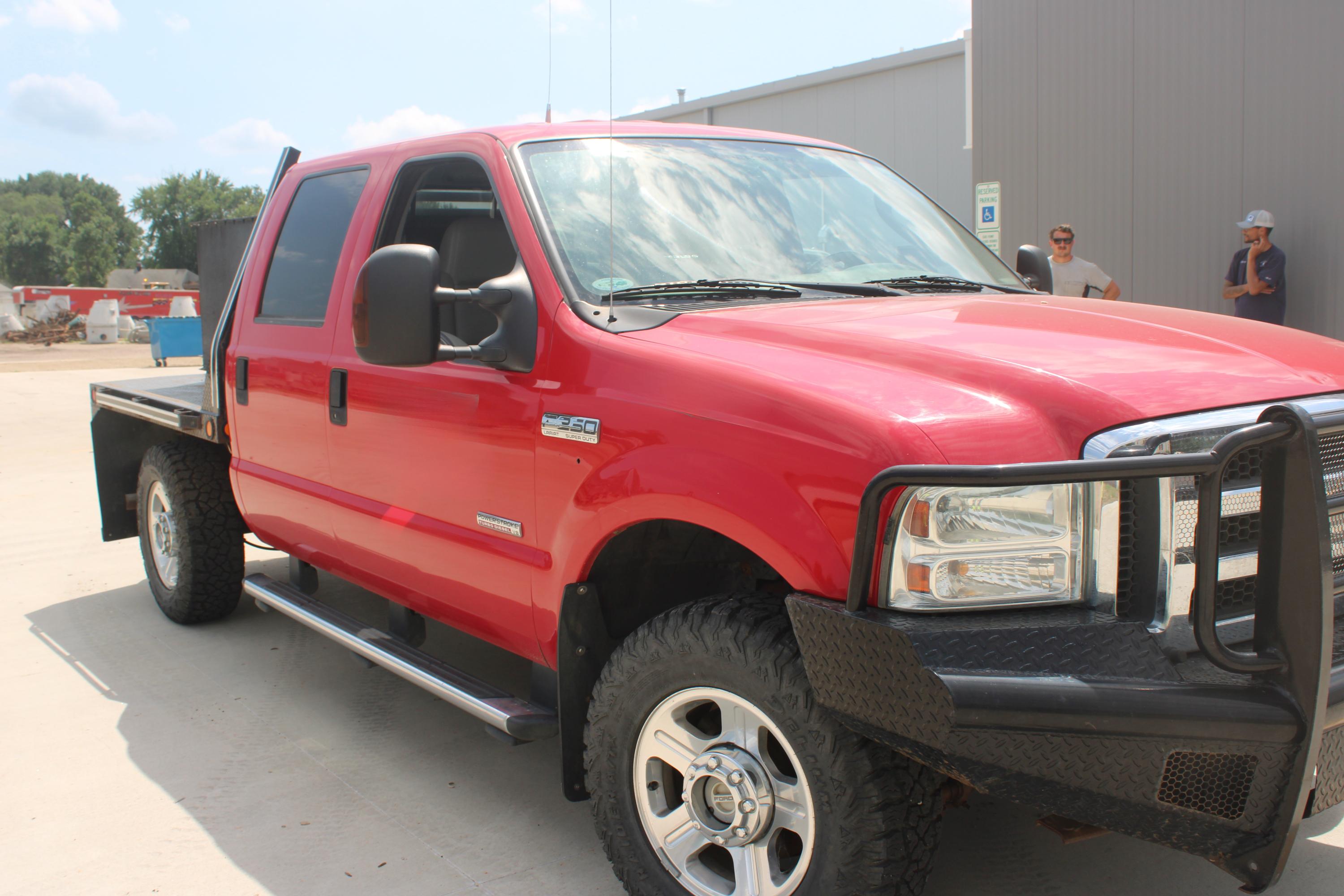 2005 Ford F-250 Brush Truck - image 4