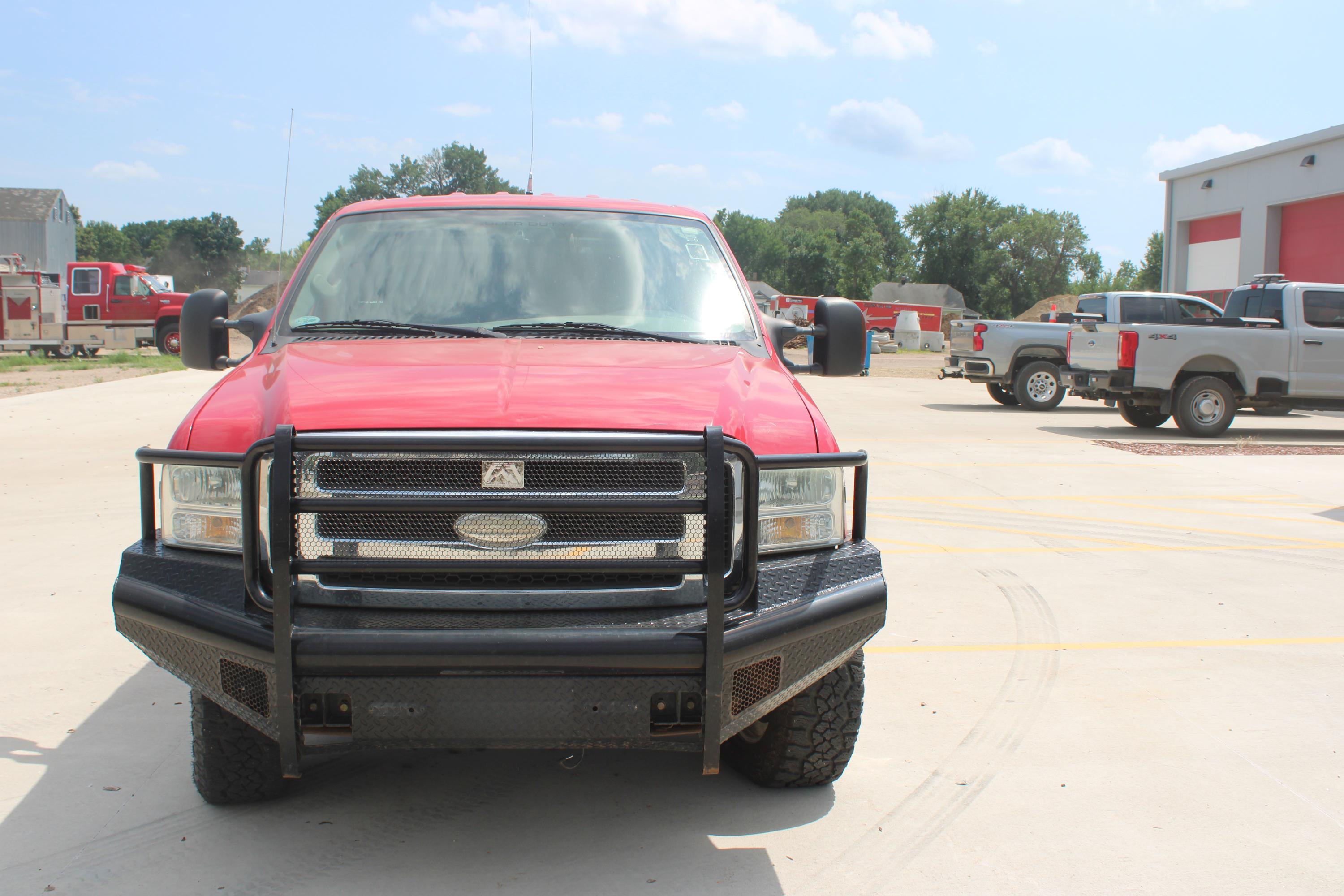2005 Ford F-250 Brush Truck - image 3