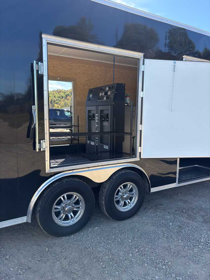 2025 Custom Air Trailer — photo 3