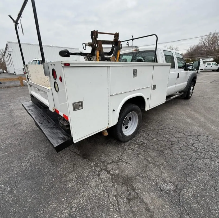 2012 Ford F-550 Utility with Meyer Plow — photo 6
