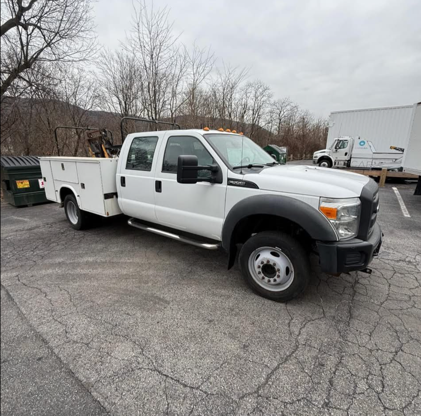 2012 Ford F-550 Utility with Meyer Plow