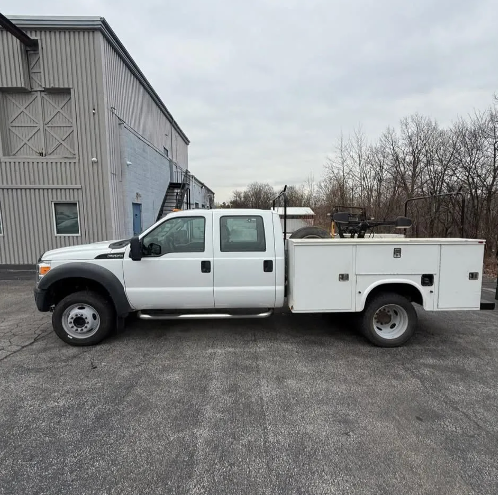 2012 Ford F-550 Utility with Meyer Plow - image 3