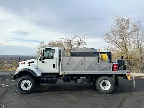 2003 International 7300 4x4 Type 4